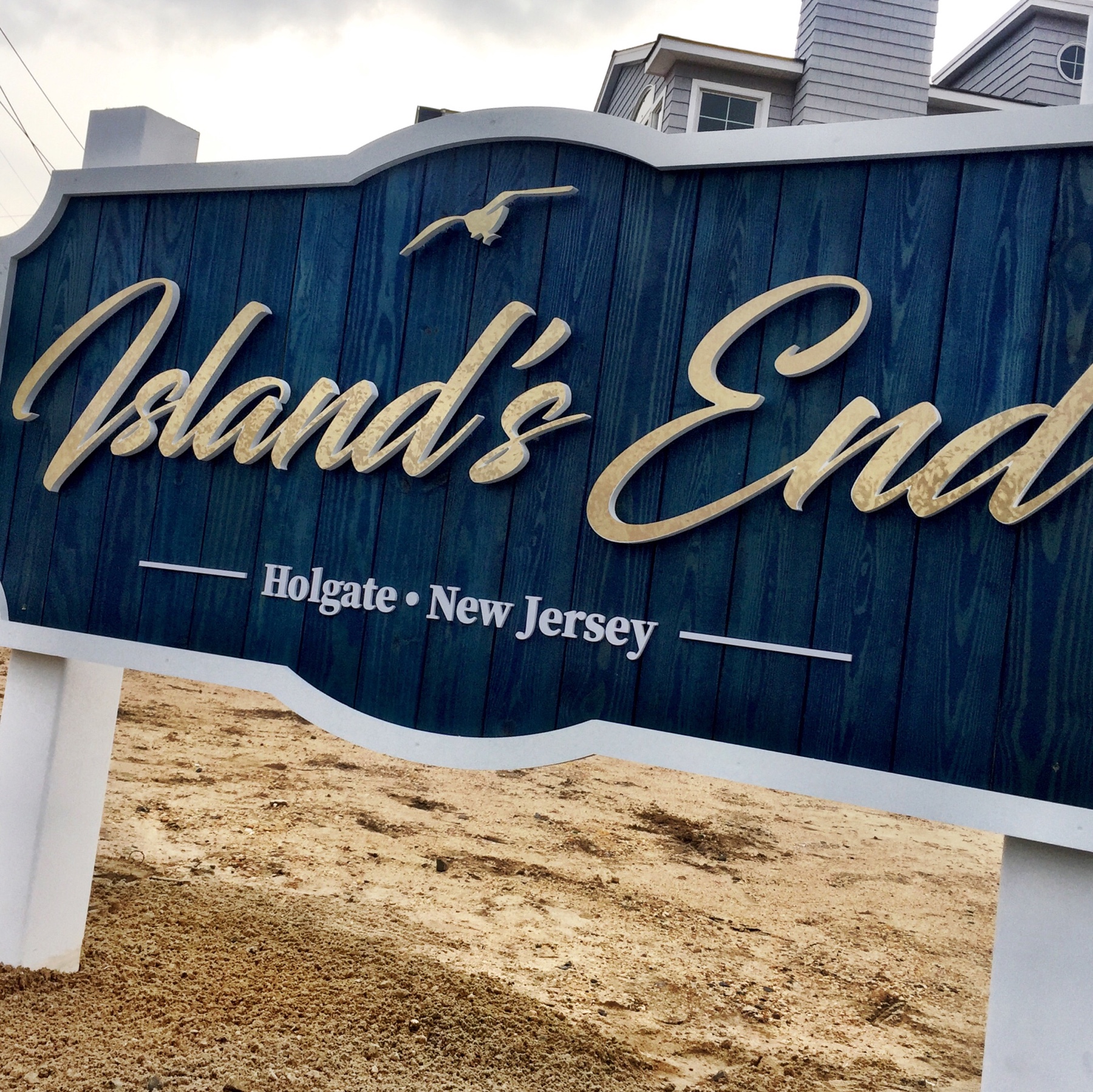 Island's End Holgate Carved Entry Sign
